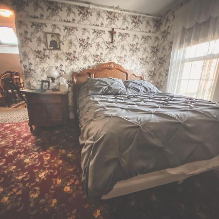 福尔里弗Lizzie Borden House住宿加早餐旅馆 外观 照片