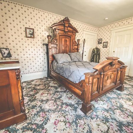 福尔里弗Lizzie Borden House住宿加早餐旅馆 外观 照片