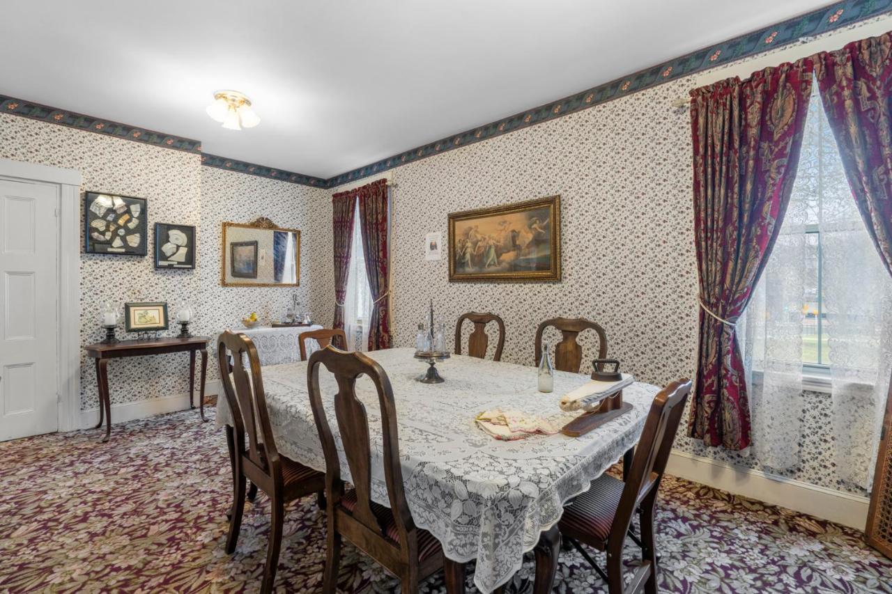 福尔里弗Lizzie Borden House住宿加早餐旅馆 外观 照片